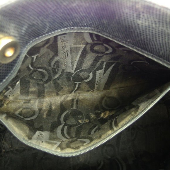 Authentic Salvatore Ferragamo Tote Bag Vala Embossed Leather - Picture 5 of 6